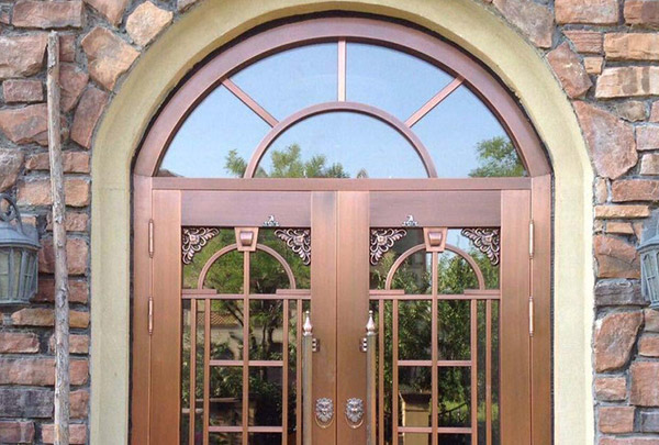 沈陽銅門廠家教你選購銅門？